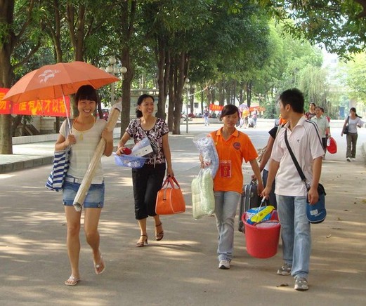 开学啦！富轩门窗提醒家长和学生要提防诈骗