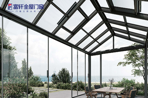 秋风来了，富轩全屋门窗给你做好保暖设计