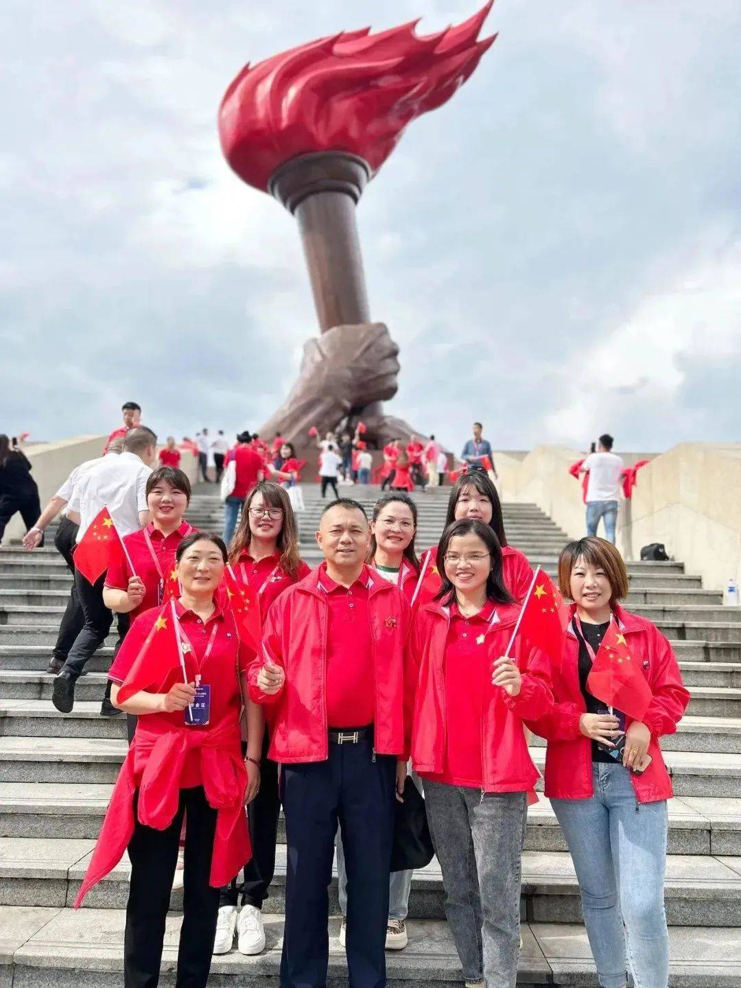 聚势燎原 再战新征程 | 2023富轩全屋门窗年中营销峰会圆满收官! 聚势燎原 再战新征程 | 2023富轩全屋门窗年中营销峰会圆满收官!