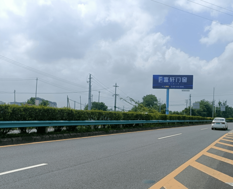 2023富轩全屋门窗新一轮高速高炮广告再度强势上线