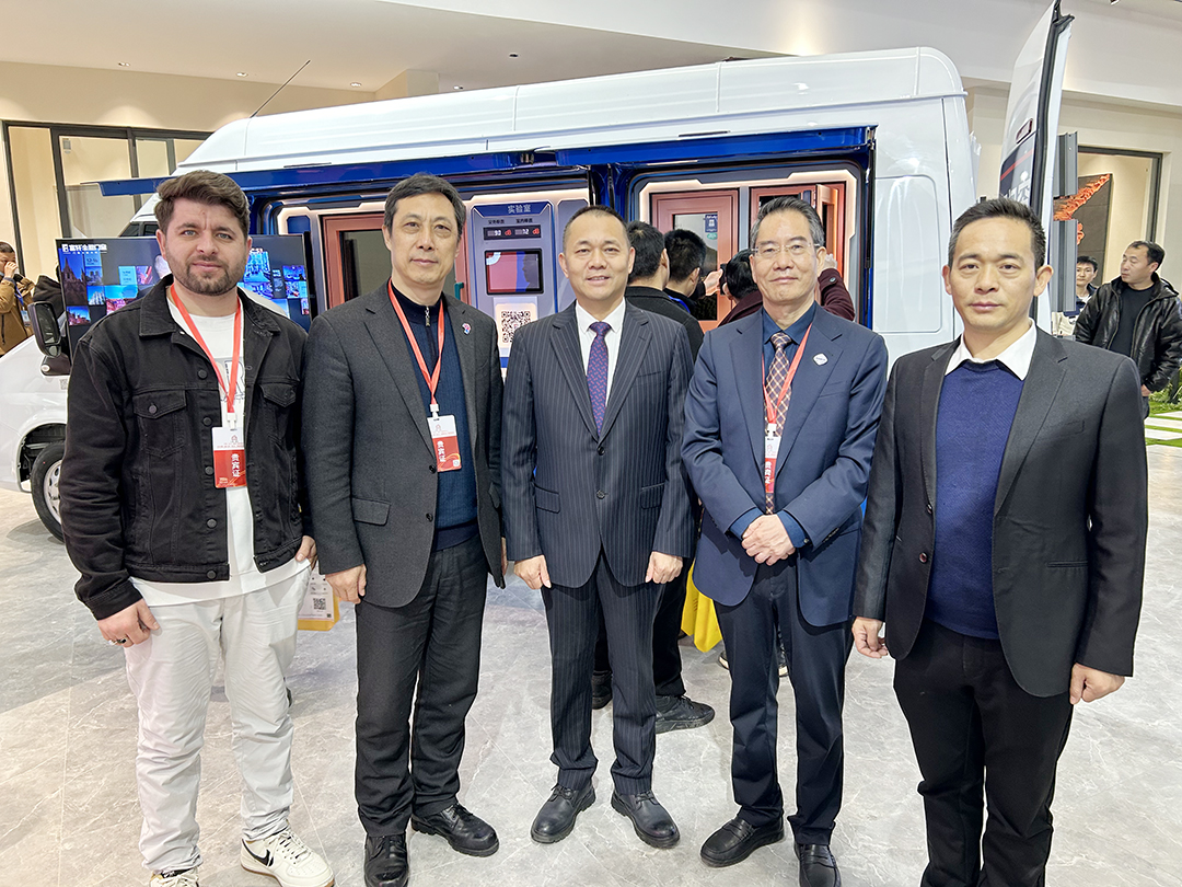 1708409247390115.jpg 10.jpg