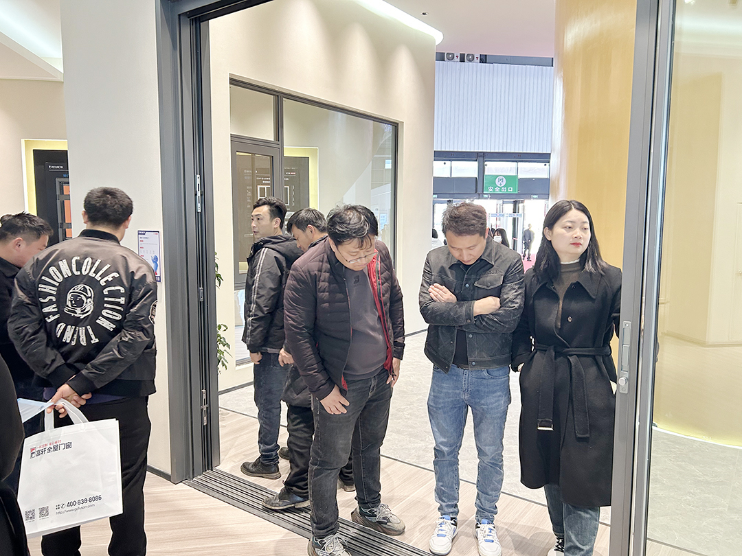 1708409543266854.jpg 2.jpg